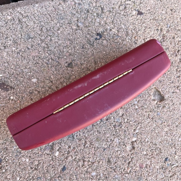 RAY BAN Gatto Deep Red Eye Glasses Sunglasses Case - Picture 6 of 11